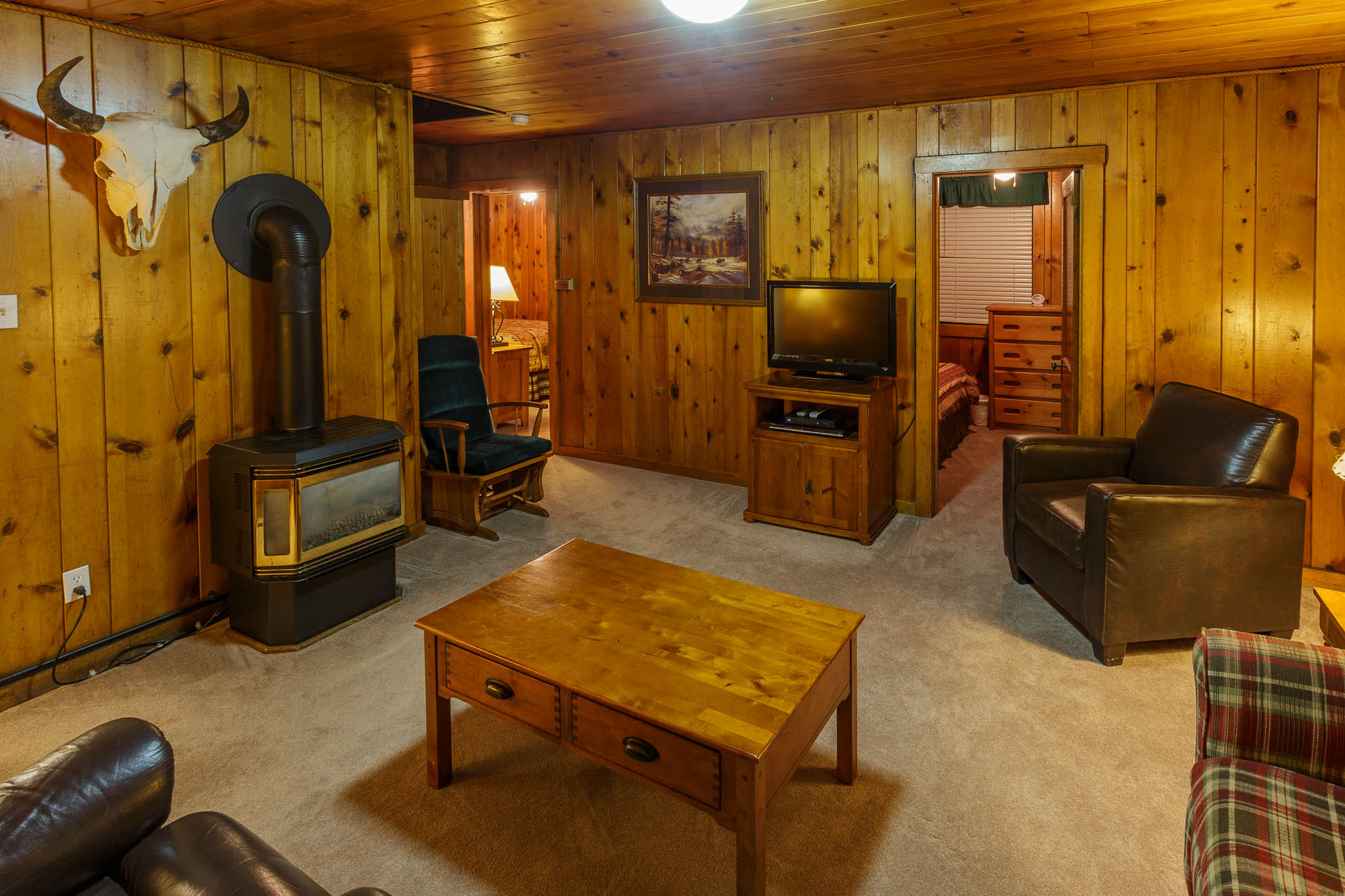 Madison Cabin 120 Living Room